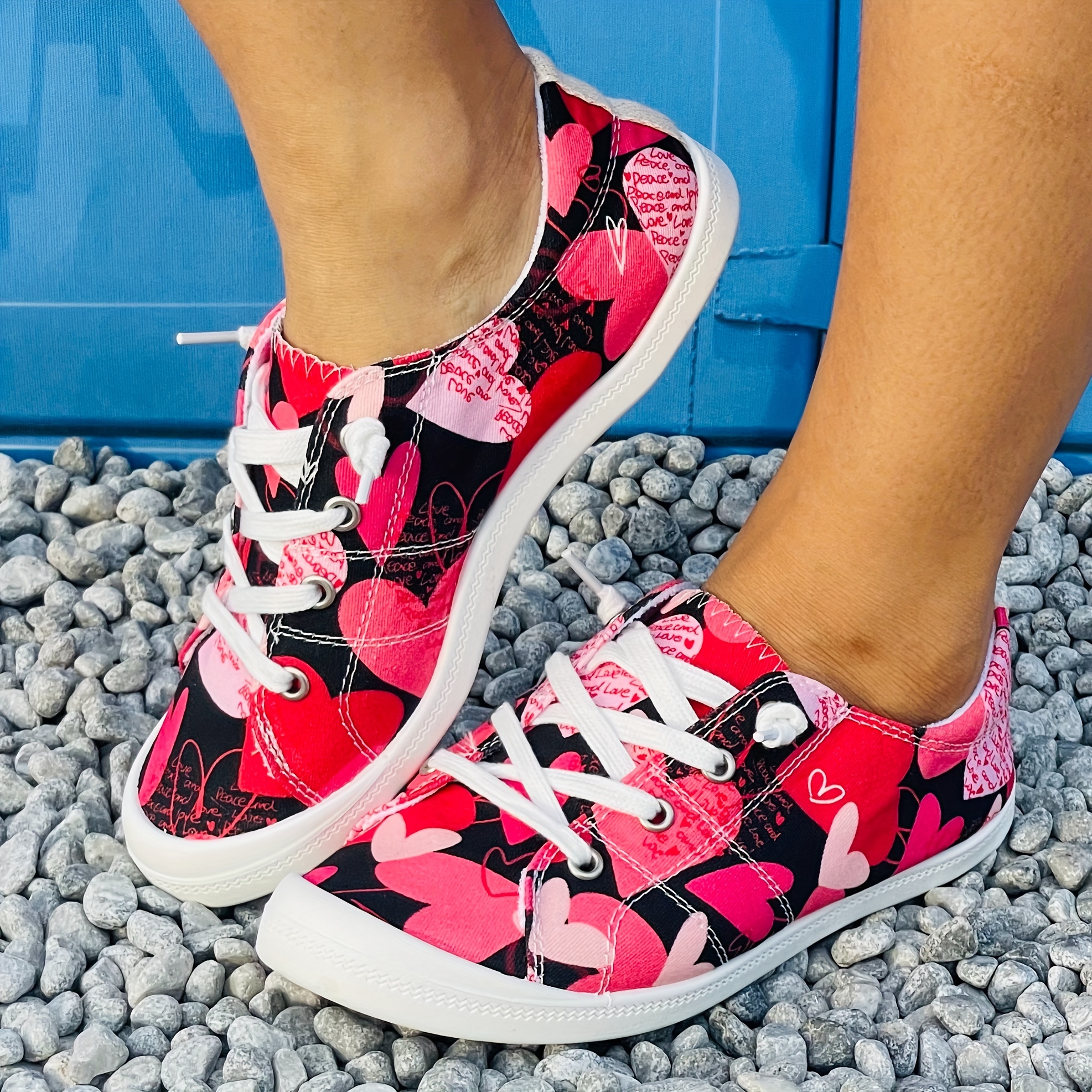 womens heart print shoes slip on comfy flat lightweight shoes versatile low top canvas shoes details 0