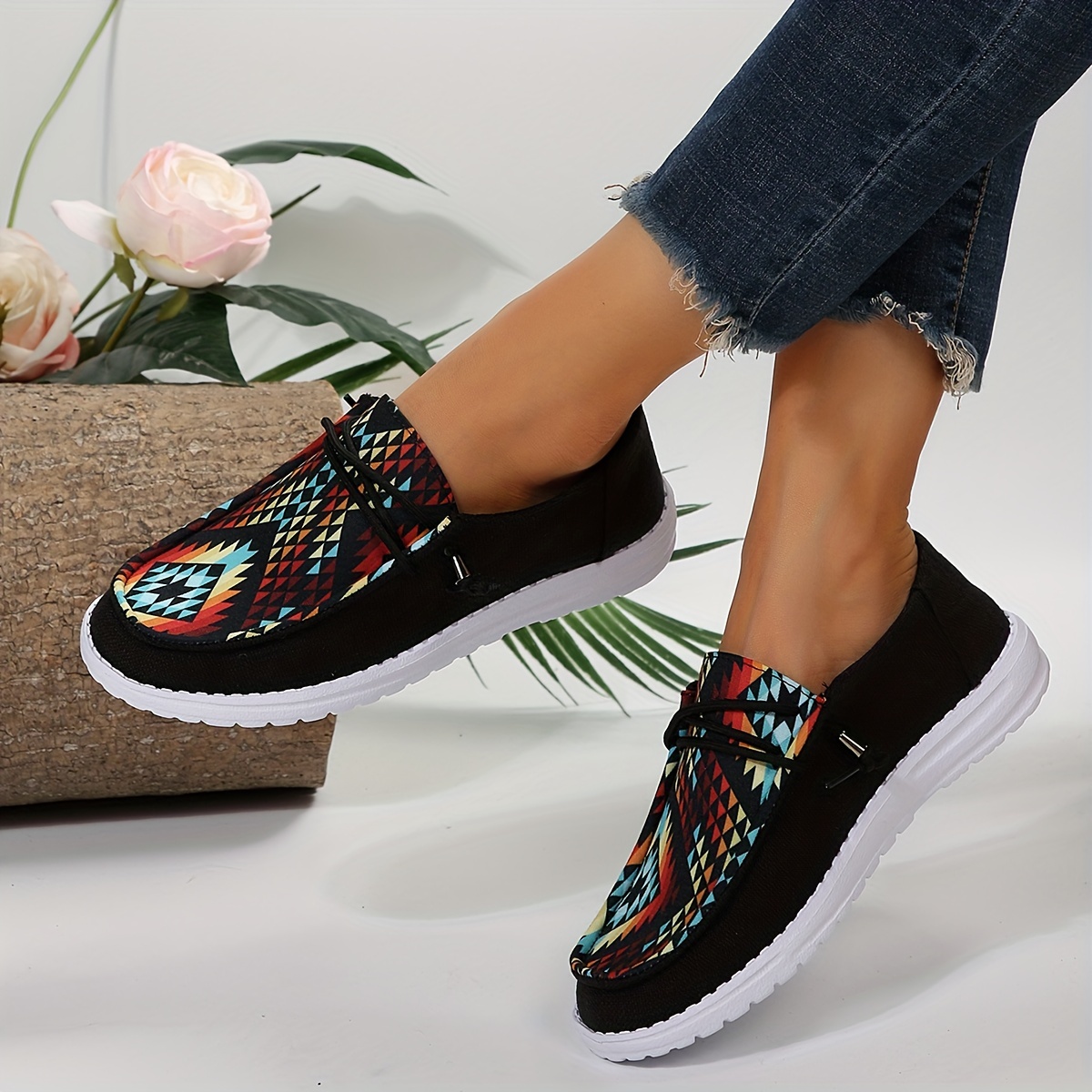 canvas low top sneaker aztec geometric comfortable walking shoes casual stylish shoes womens footwear details 3